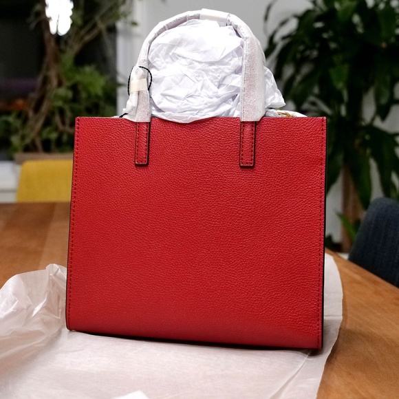 Marc Jacobs Savvy Red Small Leather Tote — NWT - Picture 3 of 6